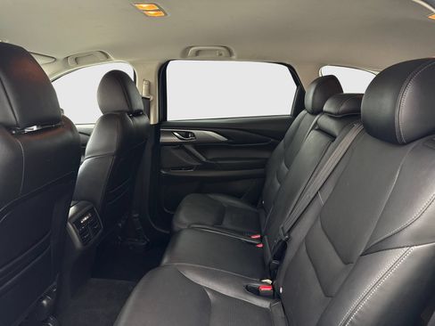 Used 2019 MAZDA CX-9 Touring FWD image 36