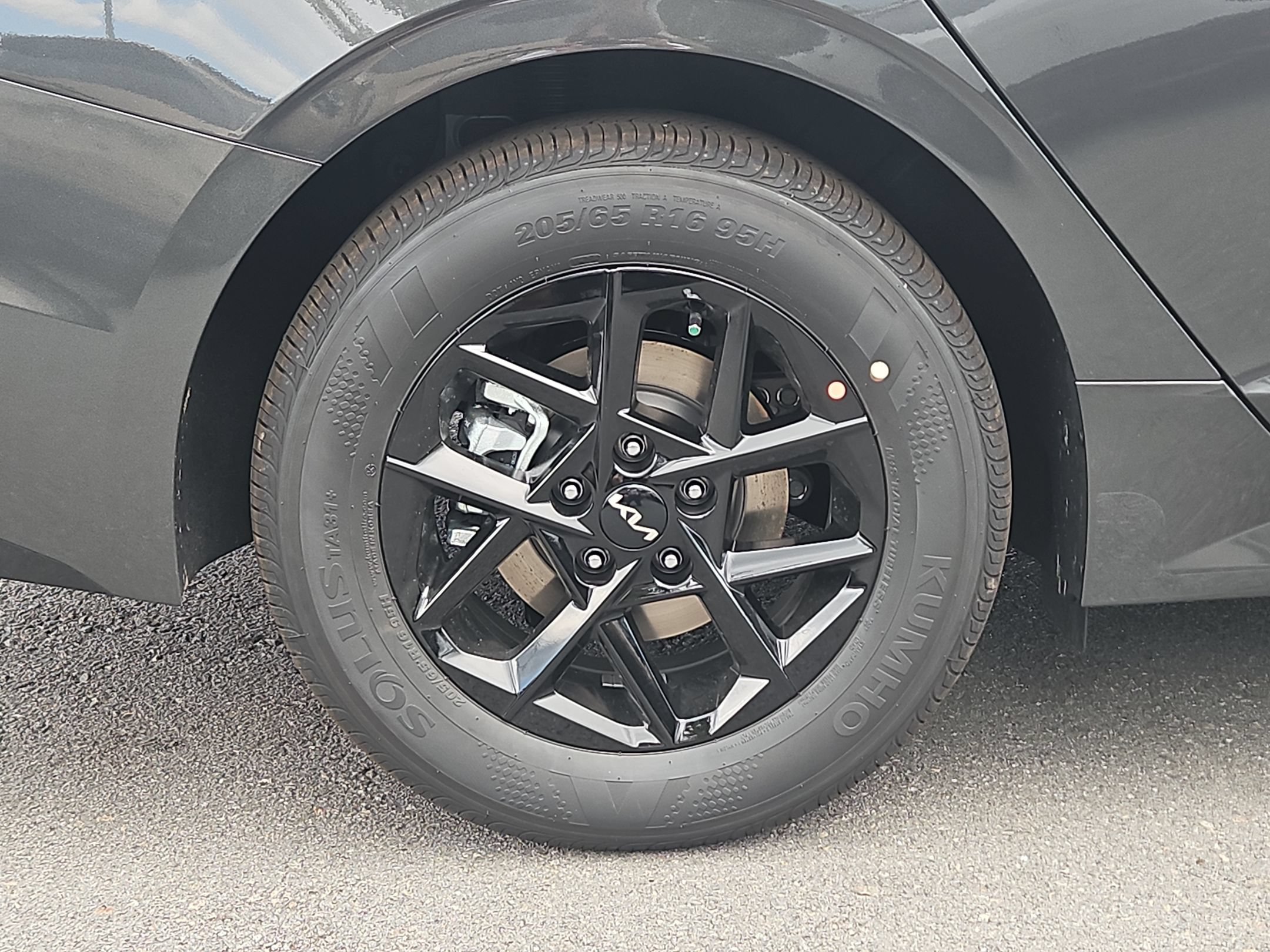 New 2026 Kia K5 LXS FWD image 13