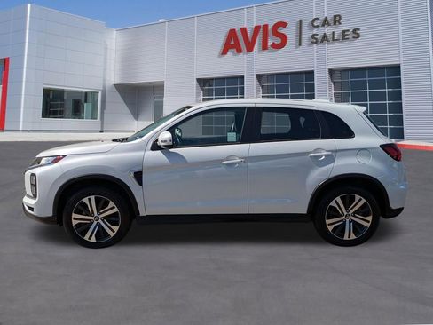 Used 2025 Mitsubishi Outlander Sport SE AWD/4WD image 10