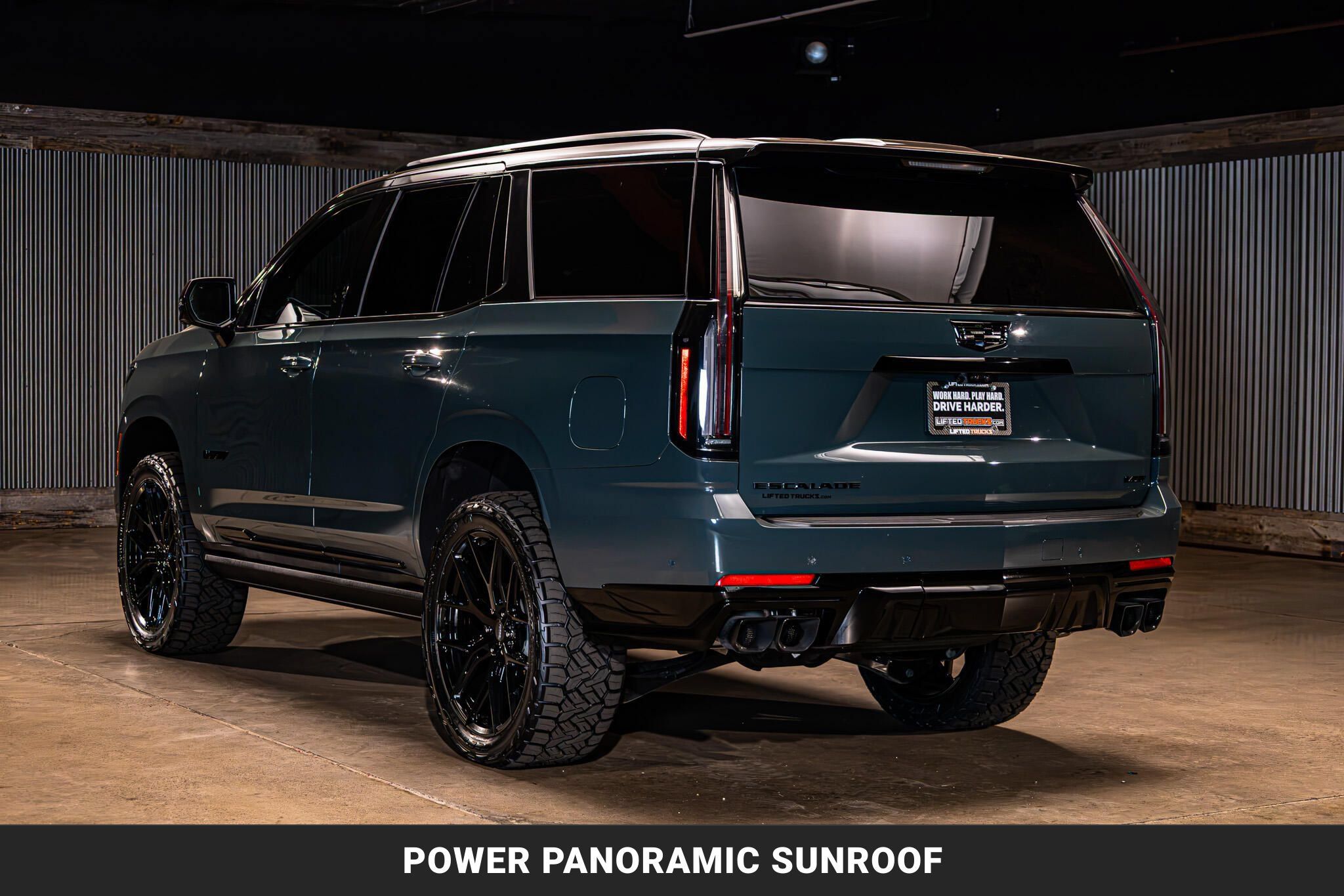 Used 2026 Cadillac Escalade V AWD/4WD image 7