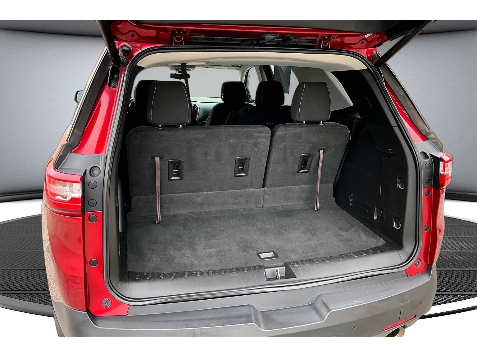 Used 2019 Chevrolet Traverse LT AWD/4WD image 40