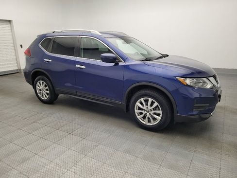 Used 2020 Nissan Rogue SV image 11
