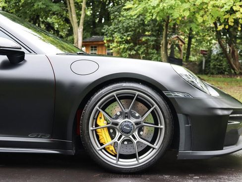 Used 2026 Porsche 911 GT3 RWD image 11
