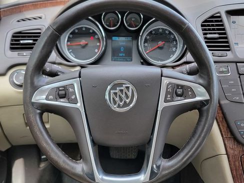 Used 2013 Buick Regal Premium FWD image 32