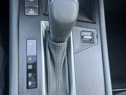 Used 2026 Nissan Kicks SV AWD/4WD image 24