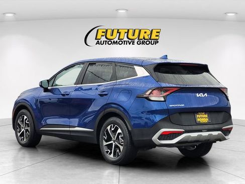 Used 2023 Kia Sportage EX image 7