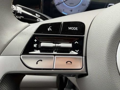 Certified 2023 Hyundai Elantra SEL w/ Convenience Package FWD image 19