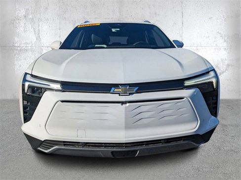 New 2025 Chevrolet Blazer EV LT w/ Super Cruise Package image 8