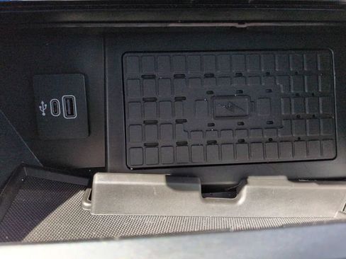Certified 2025 Ford F150 Raptor AWD/4WD image 29