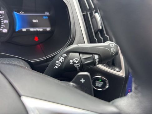 Used 2024 Ford Edge SEL w/ Convenience Package image 29