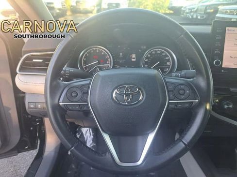 Used 2021 Toyota Camry XLE image 24