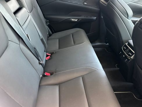 Used 2024 Lexus RX 350 F Sport w/ Convenience Package AWD/4WD image 34