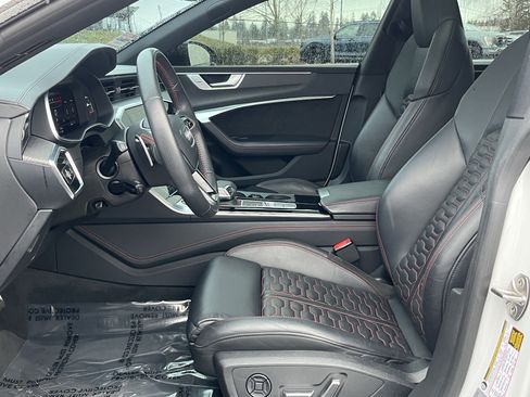 Used 2021 Audi RS 7 Sportback w/ Black Optic Package image 10