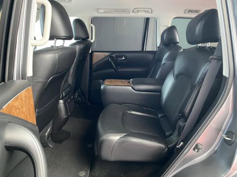 Used 2023 Nissan Armada SL w/ Captain's Chairs Package AWD/4WD image 21