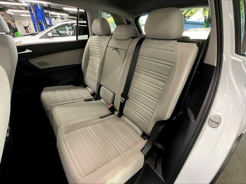 Used 2022 Volkswagen Tiguan S image 27