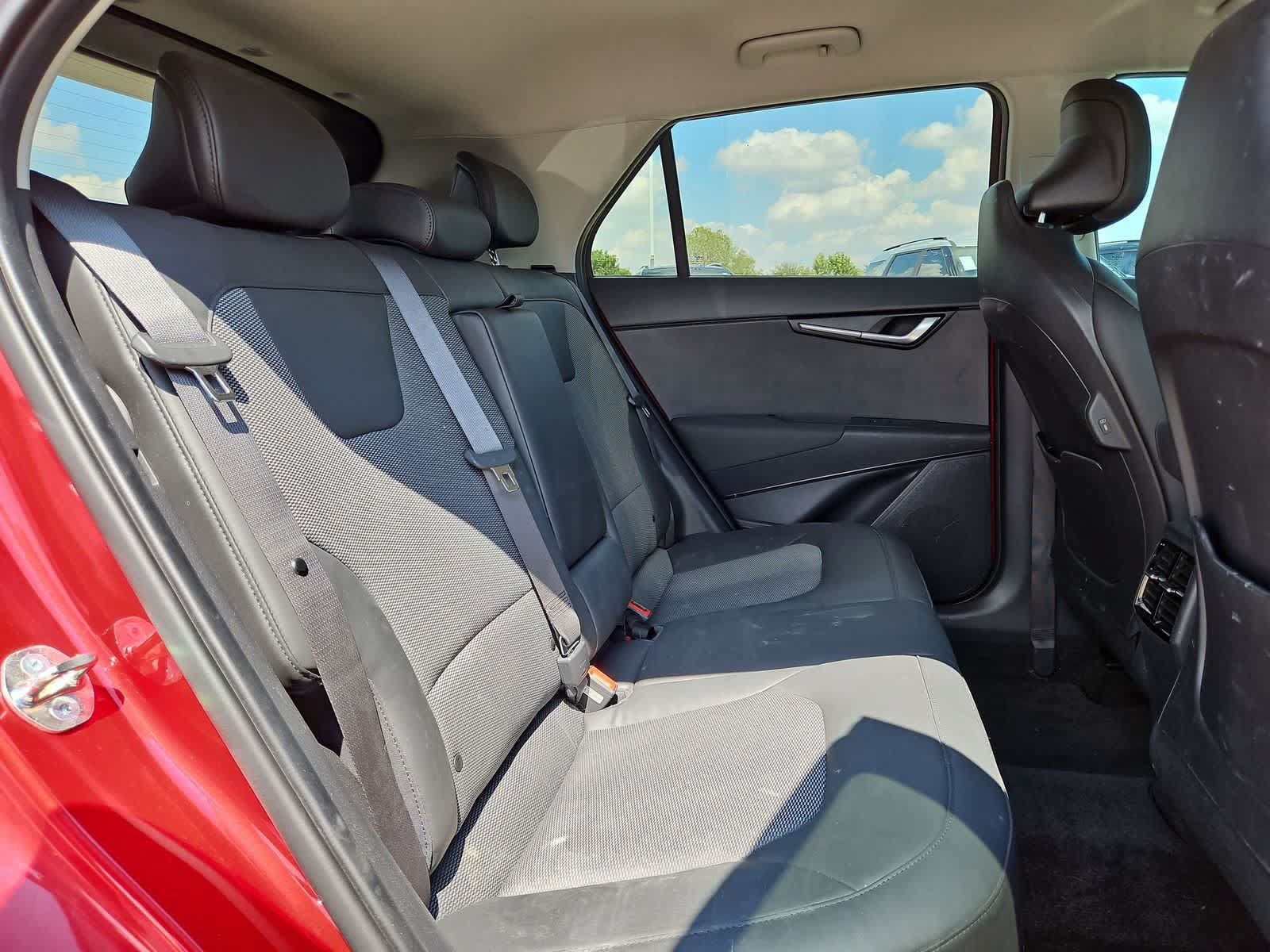 Used 2023 Kia Niro EX FWD image 16