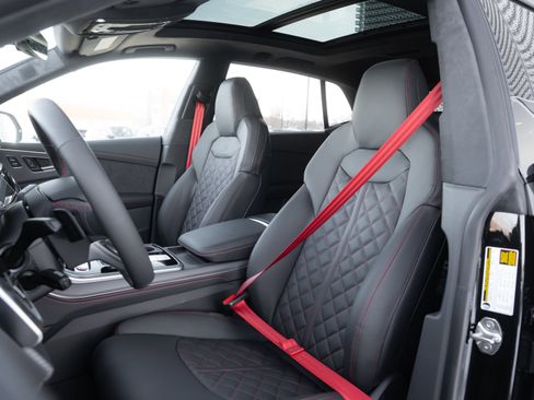 New 2026 Audi SQ8 Prestige image 26