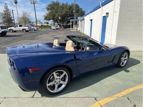 Used 2006 Chevrolet Corvette Convertible w/ Preferred Equipment Group image 29