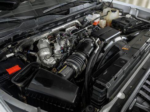 Used 2024 Chevrolet Silverado 2500 LT AWD/4WD image 50