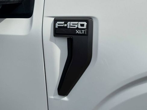 Used 2022 Ford F150 XLT w/ Equipment Group 302A High image 9