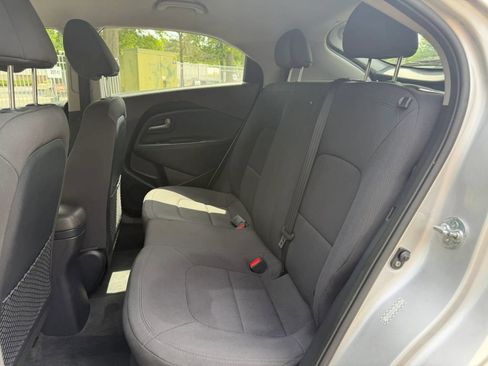 Used 2013 Kia Rio EX w/ Convenience Pkg FWD image 12