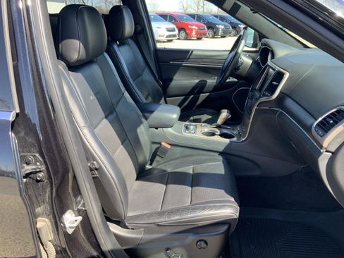 Used 2016 Jeep Grand Cherokee Summit image 61