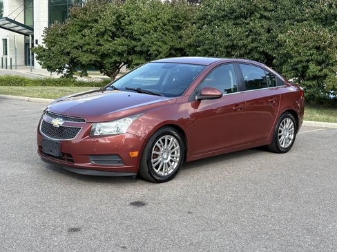 Used 2013 Chevrolet Cruze Eco FWD image 14