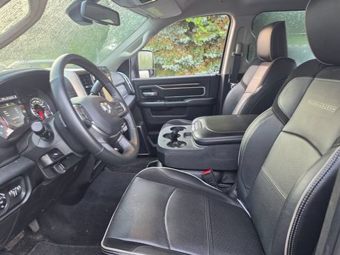 Used 2024 RAM 2500 Laramie AWD/4WD image 16