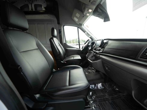 Used 2023 Ford Transit 250 148 High Roof Extended AWD image 24