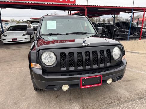 Used 2014 Jeep Patriot Latitude image 4