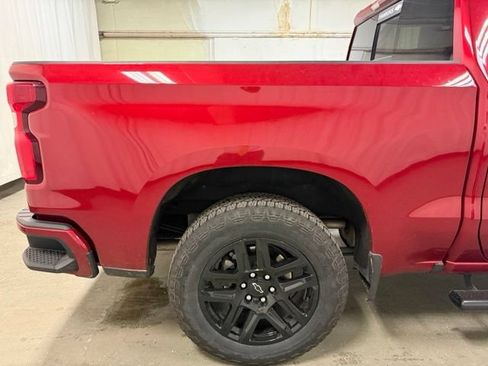 Used 2024 Chevrolet Silverado 1500 RST AWD/4WD image 5