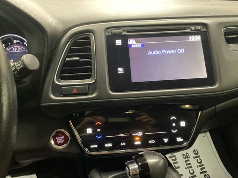 Used 2018 Honda HR-V EX-L image 18