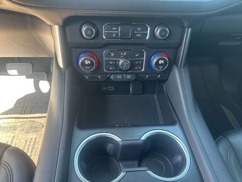 Used 2022 Chevrolet Tahoe Z71 AWD/4WD image 19