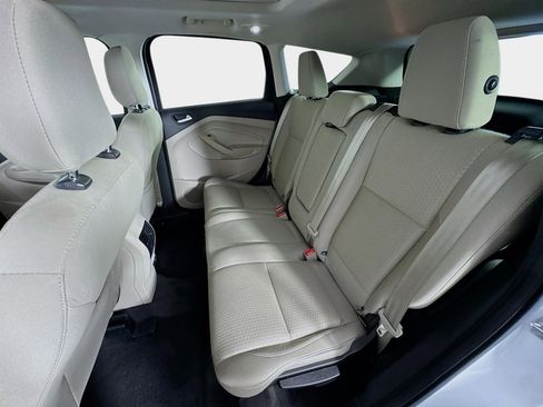 Used 2018 Ford Escape SE image 23