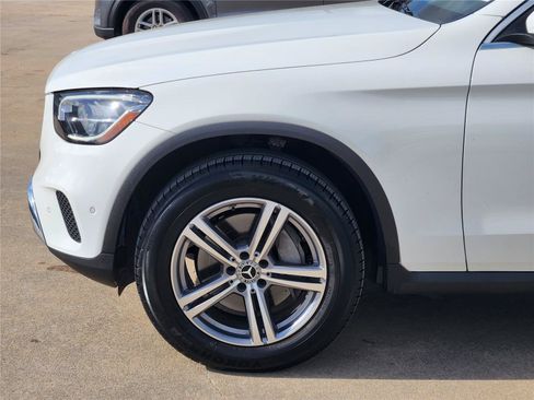 Used 2021 Mercedes-Benz GLC 300 4MATIC image 8