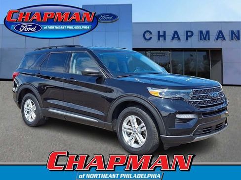 Certified 2023 Ford Explorer XLT w/ Equipment Group 202A AWD/4WD image 1