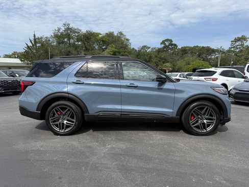 Certified 2025 Ford Explorer ST w/ Sun And Sound Package AWD/4WD image 3