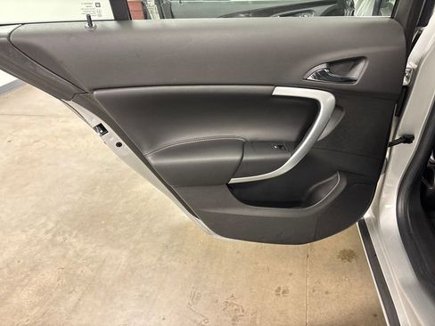 Used 2015 Buick Regal image 38
