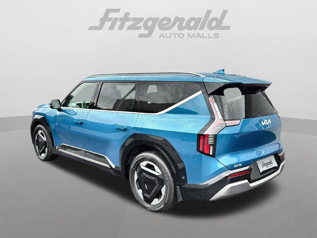 Used 2024 Kia EV9 Land AWD/4WD image 12