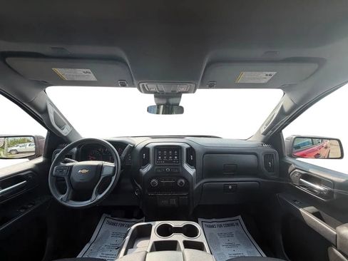 Used 2022 Chevrolet Silverado 1500 Custom AWD/4WD image 10