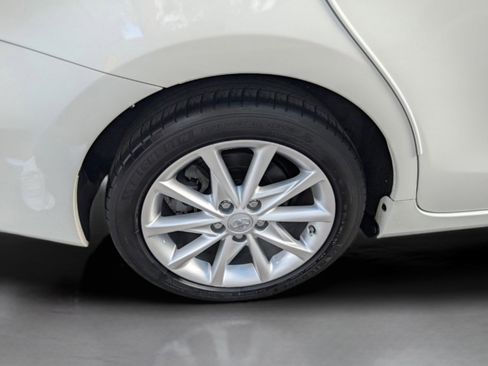 Used 2013 Toyota Prius V Five image 27