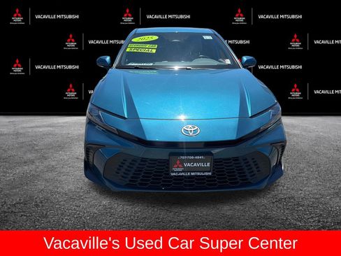 Used 2025 Toyota Camry SE w/ Convenience Package FWD image 8
