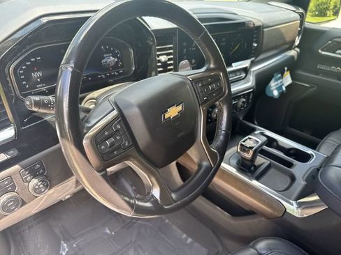 Certified 2023 Chevrolet Silverado 1500 High Country w/ High Country Premium Package AWD/4WD image 12