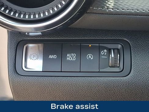 Used 2025 Chevrolet Equinox LT AWD/4WD image 9