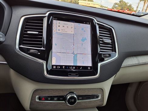 Certified 2024 Volvo XC90 B6 Plus image 27