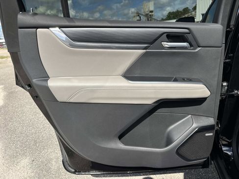 New 2026 GMC Acadia Elevation w/ LPO, Floor Liner Package image 12