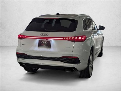 New 2025 Audi Q5 Premium Plus image 2