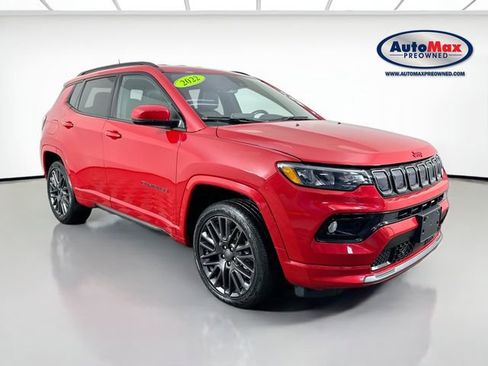 Used 2022 Jeep Compass Limited image 1