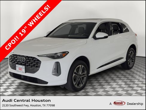 Used 2025 Audi Q5 Premium w/ Convenience Package AWD/4WD image 1