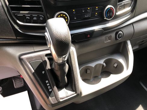 Used 2020 Ford Transit 250 Low Roof AWD image 28